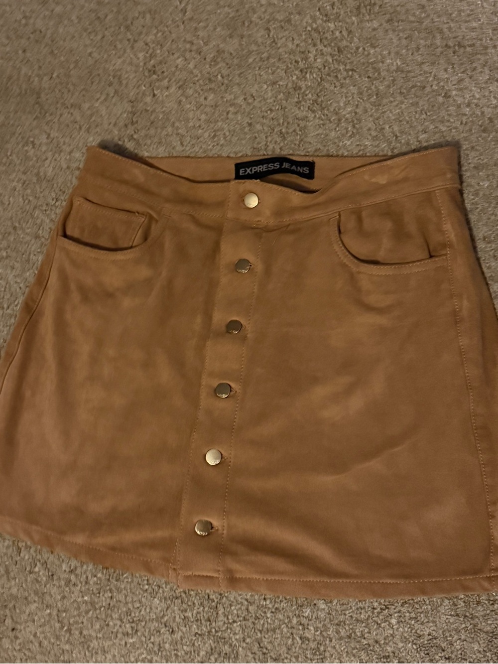 Express Suede-Look Button-Front Mini Skirt in Camel/Tan